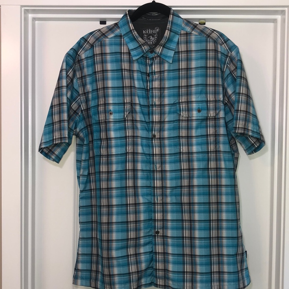 Kuhl blue short sleeve plaid Elixur XL shirt.
